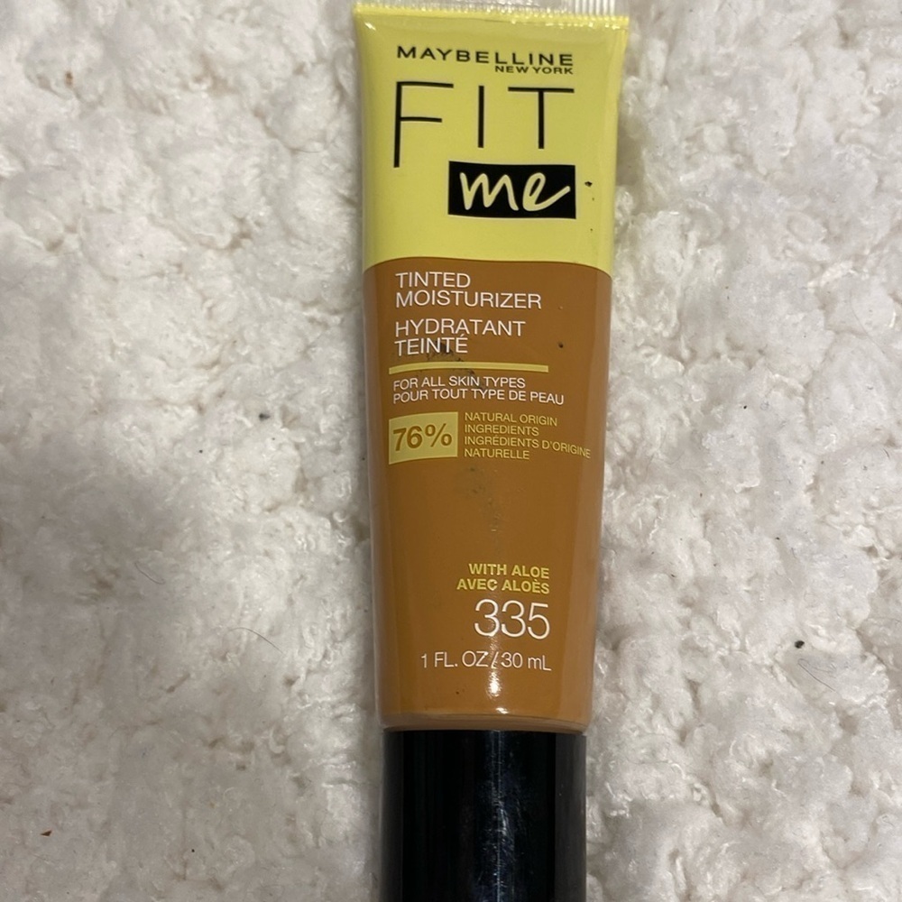 Maybe Kline tinted moisturizer # 335